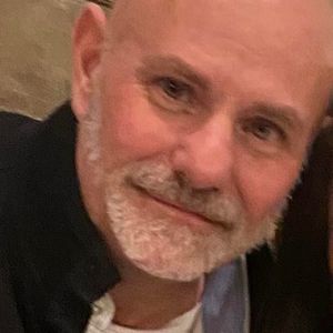 Meet your Posher, Stuart